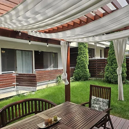 The Solstice Garden Appartement *